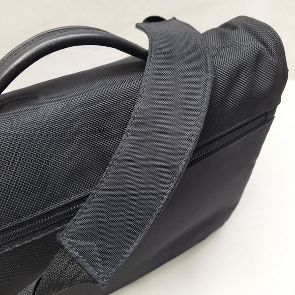 Tumi FXT Ballistic Black Nylon Pushlock Briefcase Messenger Laptop Bag - Picture 7 of 16